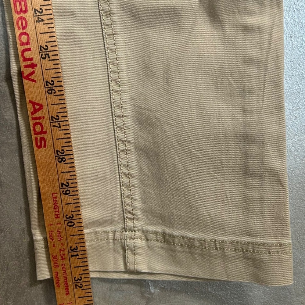 Mossimo Supply Co Womens Khaki Tan Straight Leg Cargo Pants Size 17 Zip Pockets - Picture 6 of 10